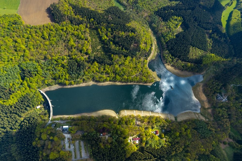 Luftbild Loh - Talsperren - Staudamm und Stausee in Loh im Bundesland Nordrhein-Westfalen, Deutschland