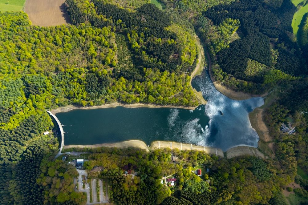 Luftaufnahme Loh - Talsperren - Staudamm und Stausee in Loh im Bundesland Nordrhein-Westfalen, Deutschland