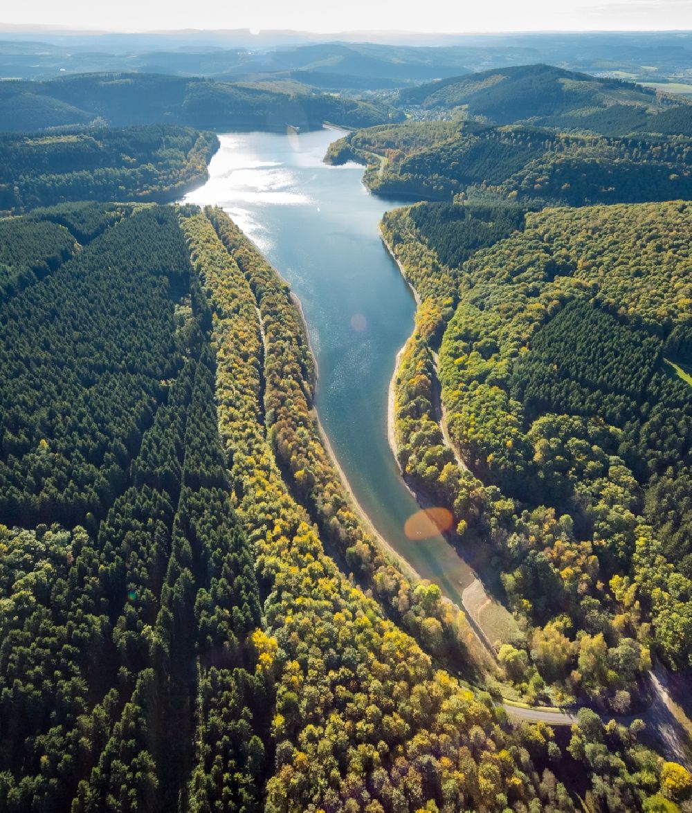 Netphen aus der Vogelperspektive: Talsperren - Staudamm und Stausee in Netphen im Bundesland Nordrhein-Westfalen