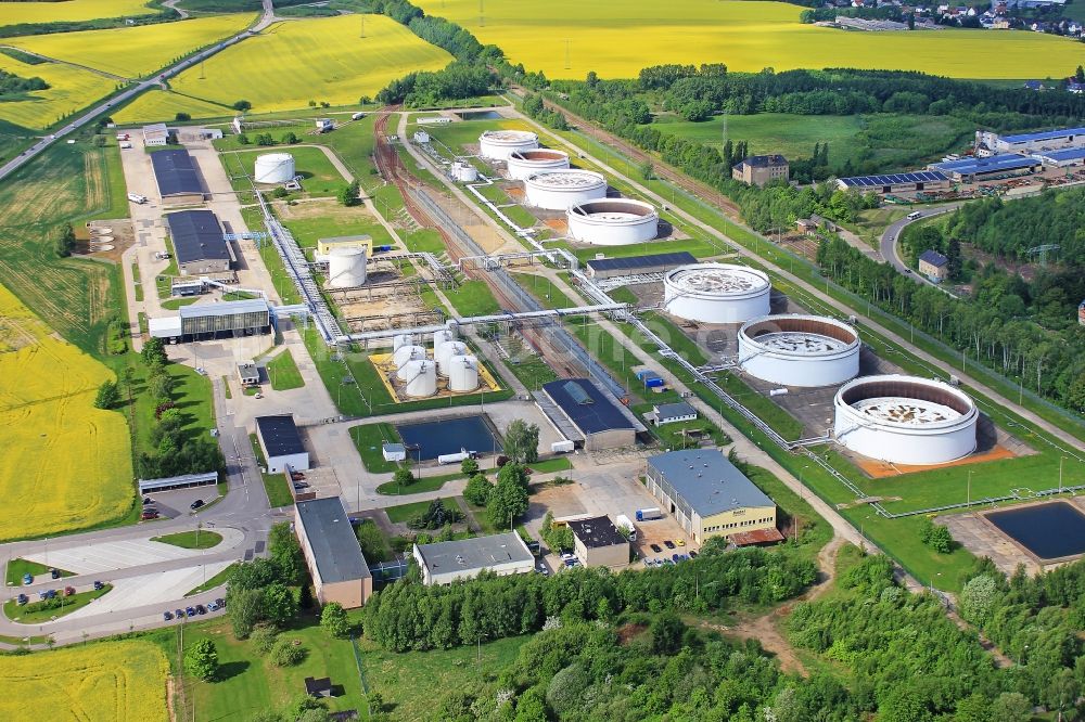 Hartmannsdorf aus der Vogelperspektive: Tanklager / Mineralölgroßhandel in Hartmannsdorf im Bundesland Sachsen