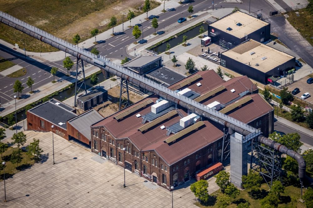 Dortmund von oben - Technische Anlagen und Produktionshallen auf dem ehemaligen Hochofengelände Phoenix - West in Hörde in Dortmund im Bundesland Nordrhein-Westfalen