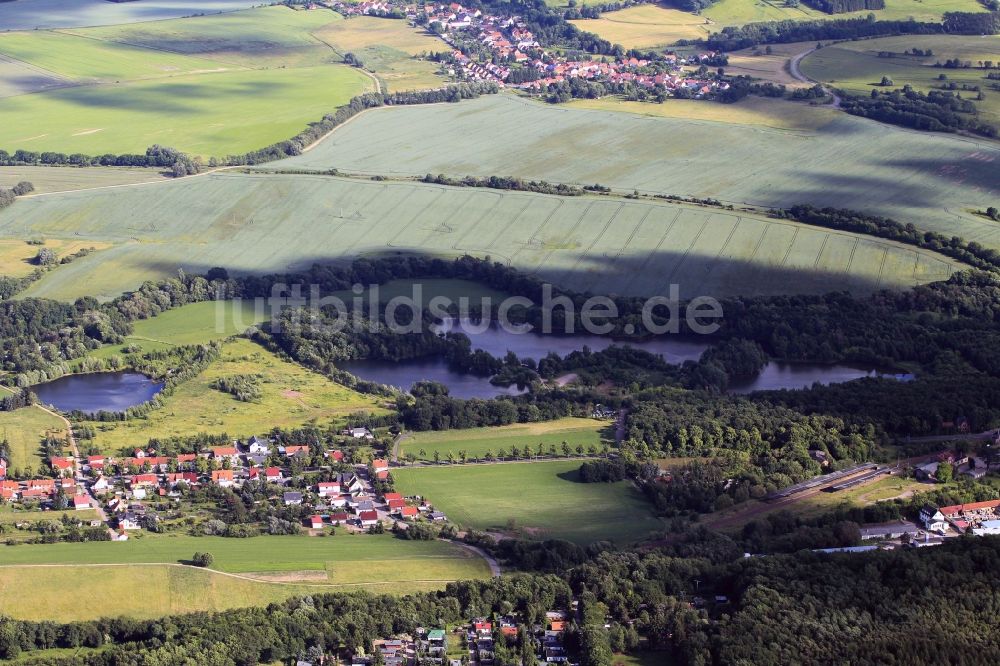 Herrenhof aus der Vogelperspektive: Teichlandschaft an den alten Kiesgruben von Herrenhof im Bundesland Thüringen