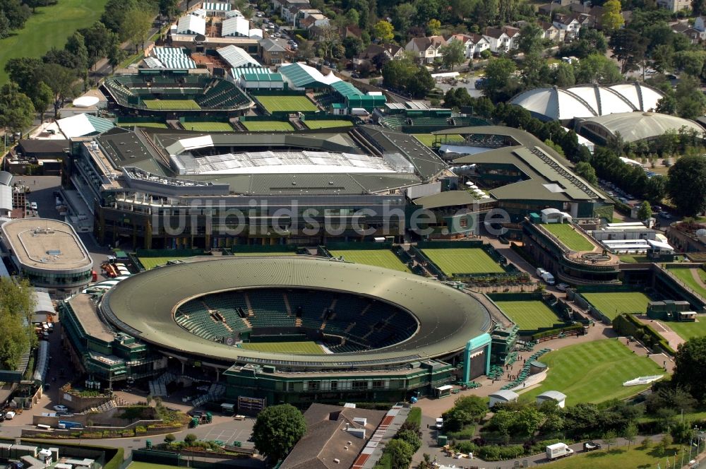 London aus der Vogelperspektive: Tennis Court Wimbledon Austragungsort Olympia 2012 in London in Großbritannien