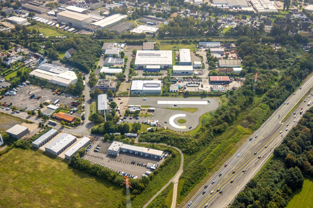 Unna von oben - Teststrecke und Übungsplatz zur Ausbildung im Fahrsicherheitszentrum in Unna im Bundesland Nordrhein-Westfalen, Deutschland