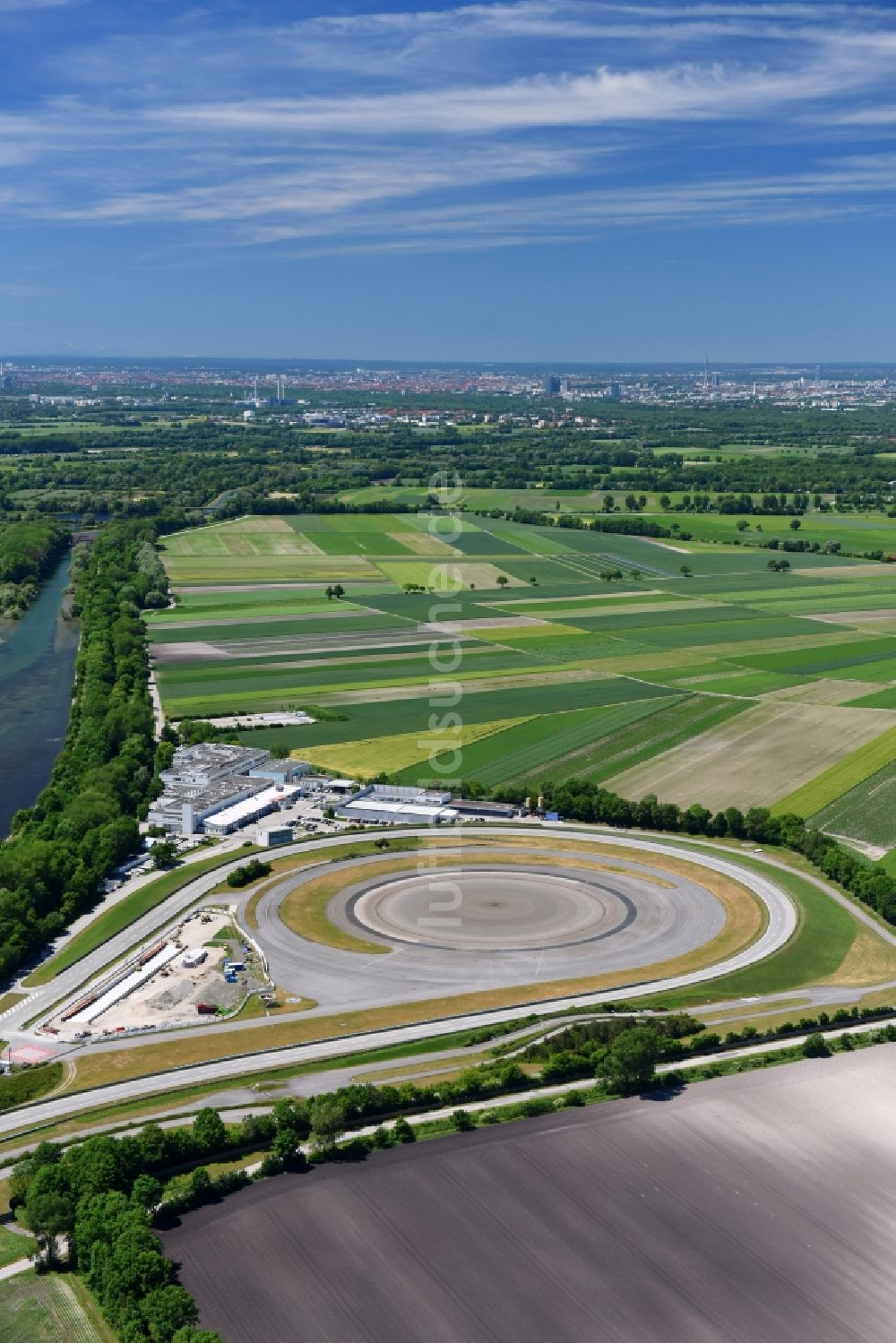 Luftbild Aschheim - Teststrecke und Übungsplatz auf dem BMW Messgelände Aschheim im Ortsteil Neufinsing in Aschheim im Bundesland Bayern, Deutschland