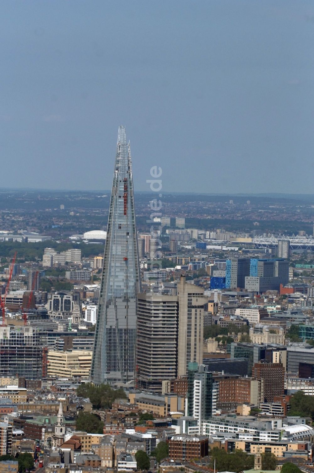 Luftaufnahme London - The Shard - Die Scherbe - Europas höchstes Gebäude entsteht am Bahnhof London Bridge in London