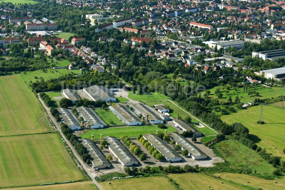 Halberstadt von oben - Tierzucht- Stallanlagen Tierzucht für die Fleischproduktion in Halberstadt im Bundesland Sachsen-Anhalt, Deutschland