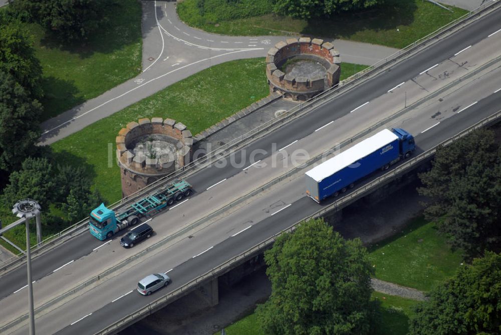 Ulm aus der Vogelperspektive: Tor der Bundesfestung unter dem Autobahnkreuz Blaubeurer Ring bei Ulm