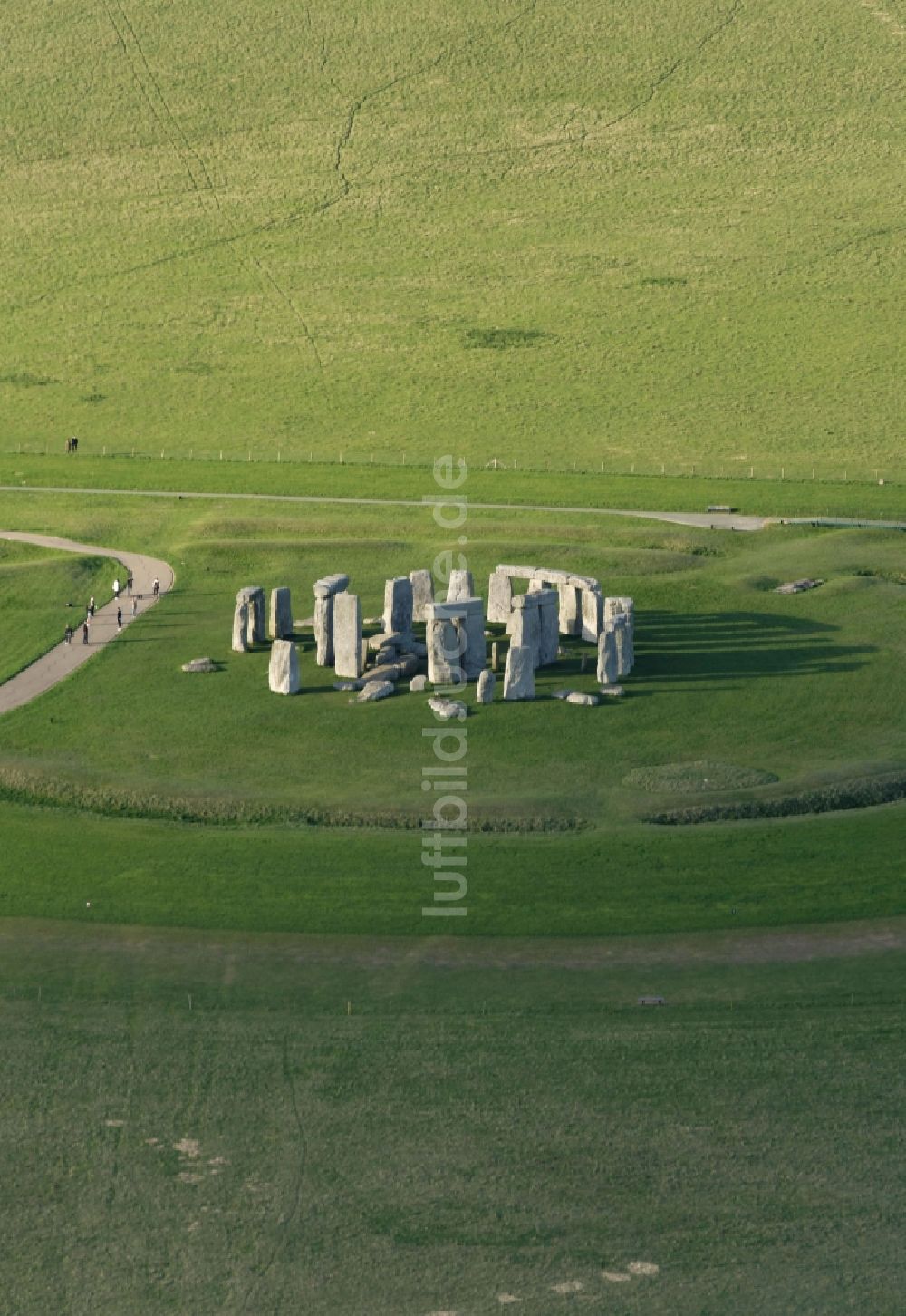 Luftbild Amesbury - Tourismus- Attraktion und Sehenswürdigkeit Stonehenge in Amesbury in England, Vereinigtes Königreich