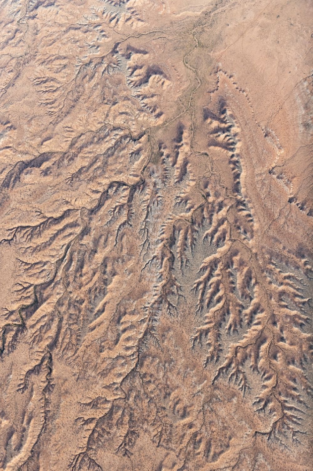 Luftaufnahme Hackberry - Trockenwüsten- Landschaft in Hackberry in Arizona, USA