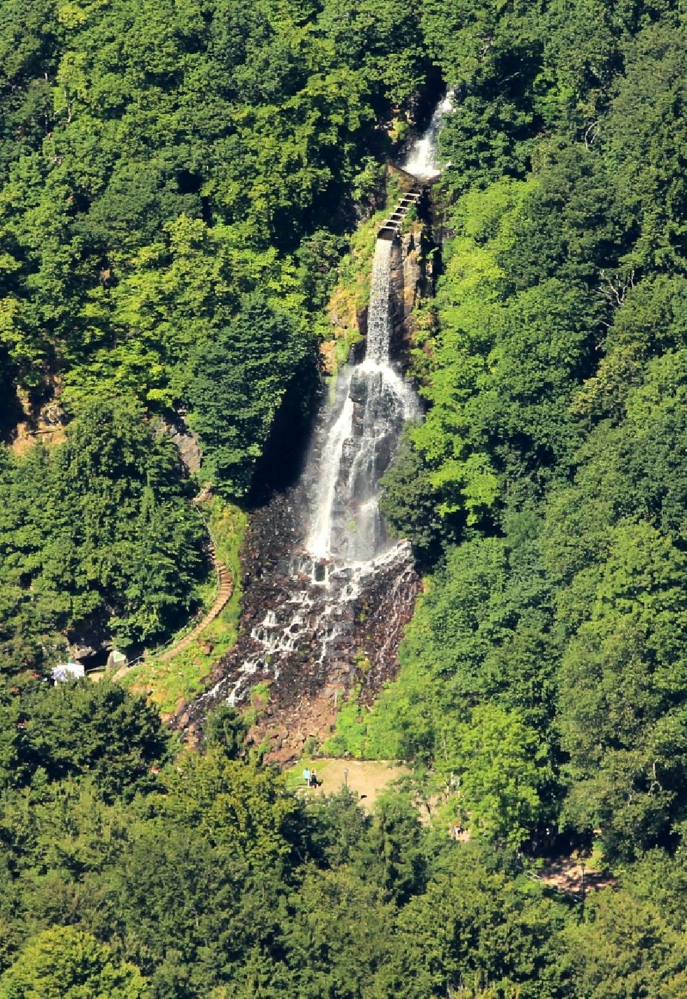 Brotterode - Trusetal von oben - Trusetaler Wasserfall bei Brotterode im Bundesland Thüringen