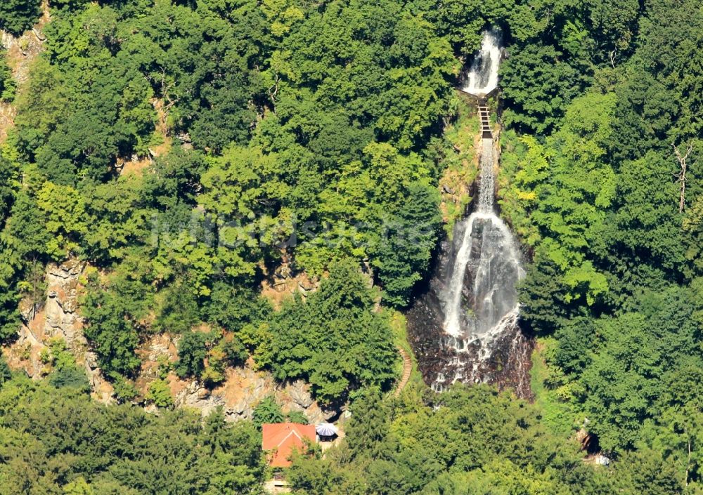 Brotterode - Trusetal aus der Vogelperspektive: Trusetaler Wasserfall bei Brotterode im Bundesland Thüringen