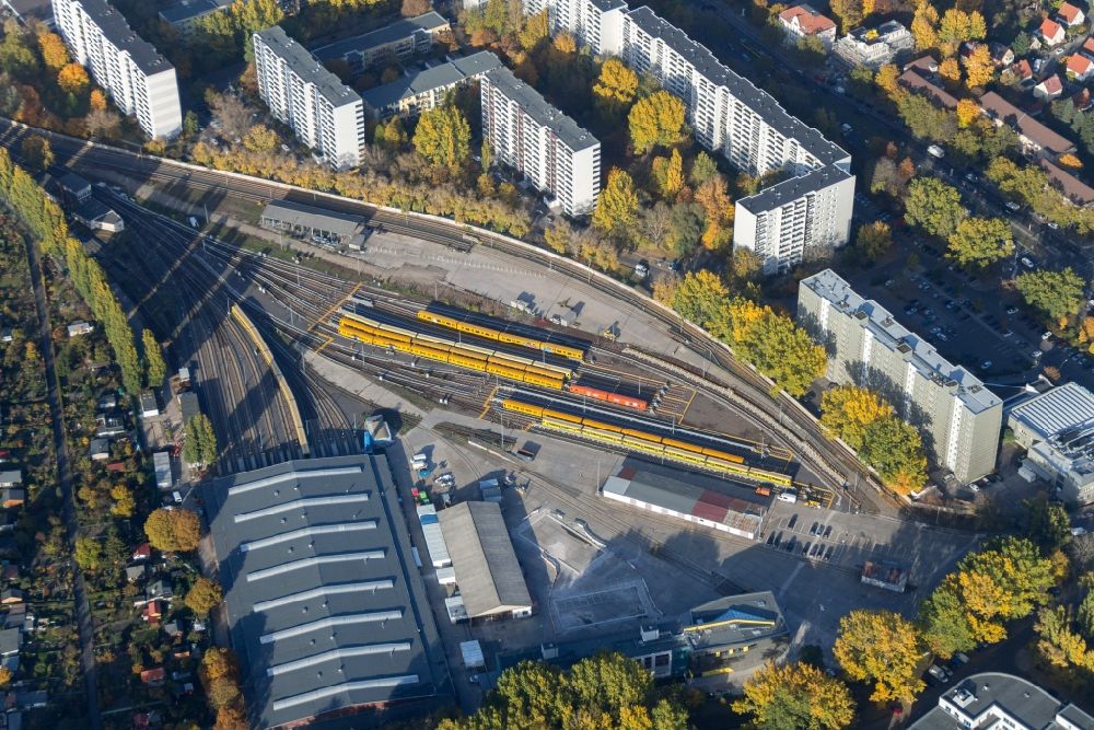 Berlin aus der Vogelperspektive: U-Bahn Betriebswerkstatt Friedrichsfelde der Berliner Verkehrsbetriebe ( BVG ) in Berlin - Lichtenberg