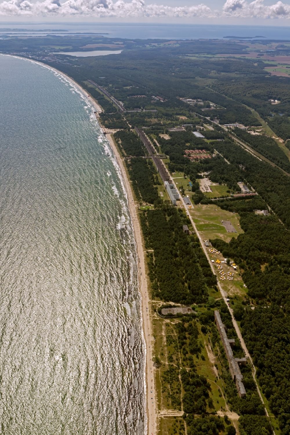 Luftbild Prora - Ufer der Ostsee in Prora auf der Insel Rügen in Mecklenburg-Vorpommern