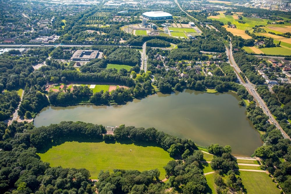 Luftaufnahme Gelsenkirchen - Uferbereiche am Berger See in Gelsenkirchen im Bundesland Nordrhein-Westfalen