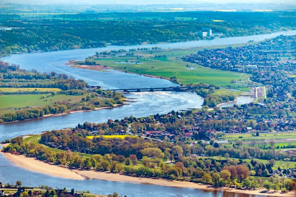 Marschacht von oben - Uferbereiche am Elbe- Flußverlauf in Marschacht im Bundesland Niedersachsen, Deutschland