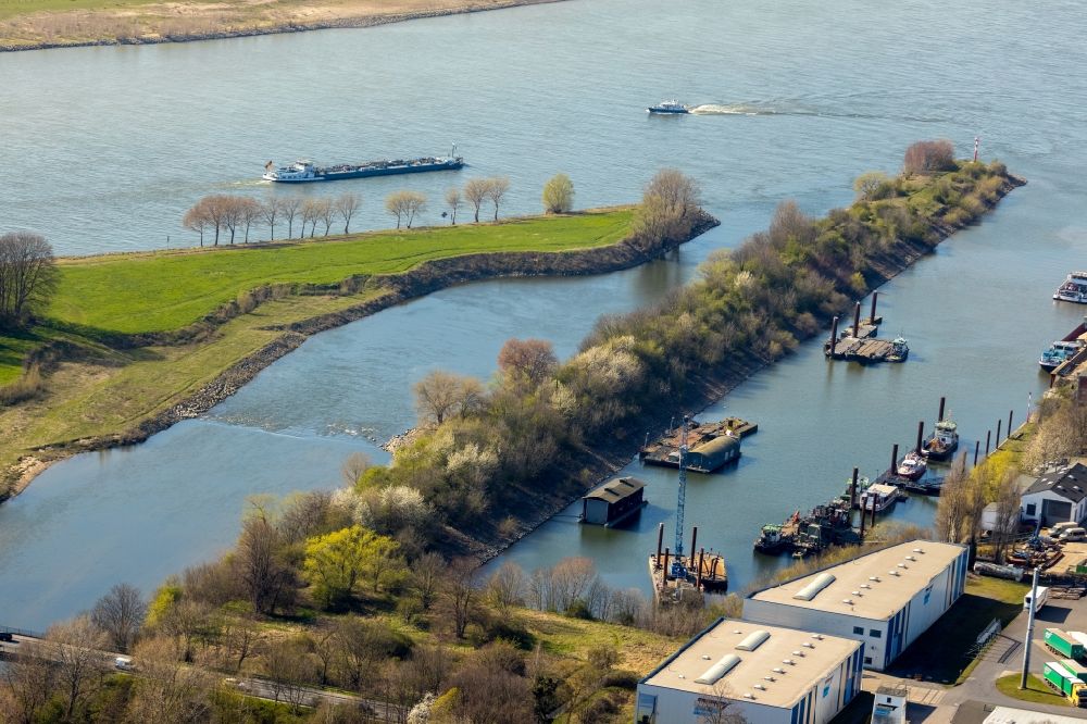 Luftbild Wesel - Uferbereiche entlang der Fluß- Mündung der Lippe in Wesel im Bundesland Nordrhein-Westfalen, Deutschland