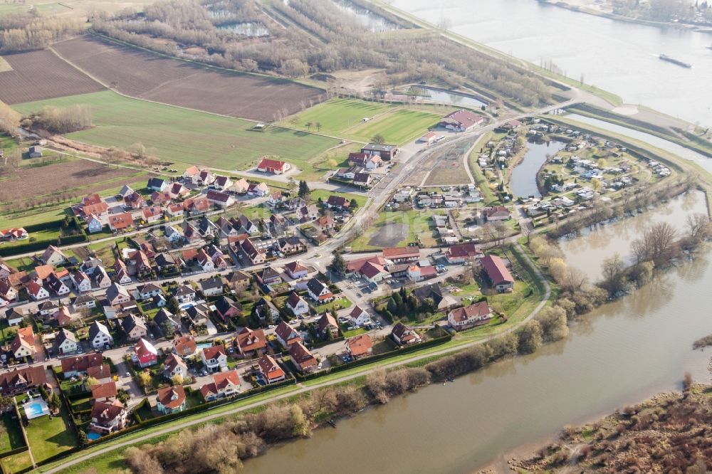Luftbild Munchhausen - Uferbereiche entlang der Fluß- Mündung der Sauer in Munchhausen in Grand Est, Frankreich
