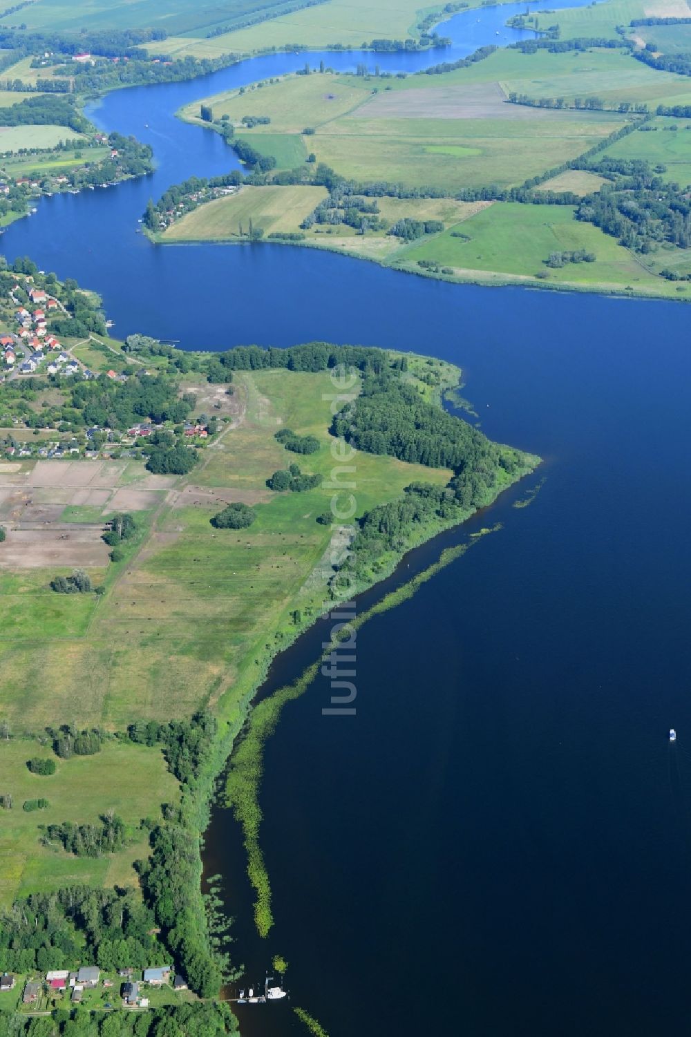 Töplitz aus der Vogelperspektive: Uferbereiche am Flußverlauf der Havel in Töplitz im Bundesland Brandenburg, Deutschland