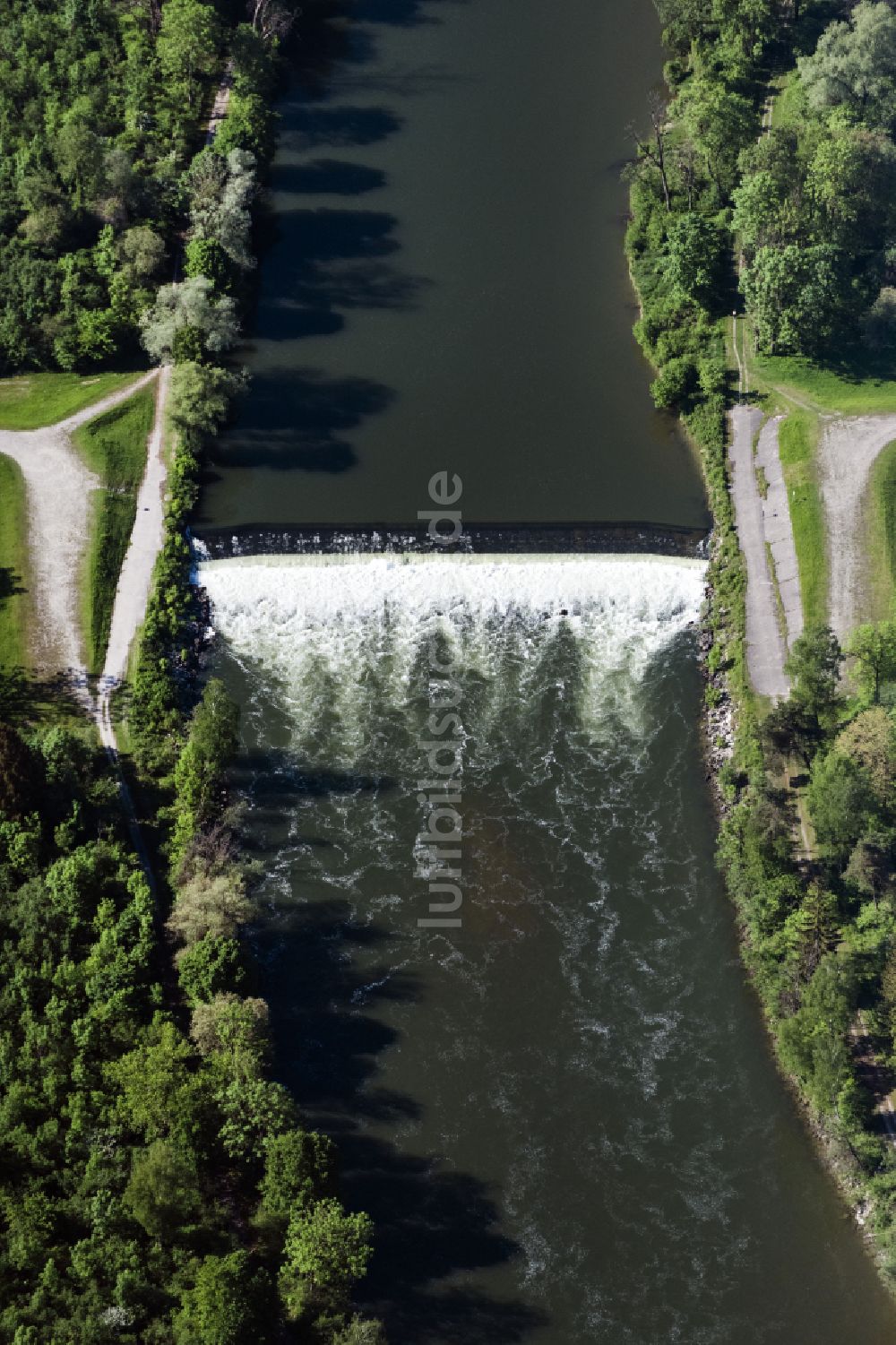Luftbild Kissing - Uferbereiche am Flußverlauf des Lech entlang des Weitmansee in Kissing im Bundesland Bayern, Deutschland