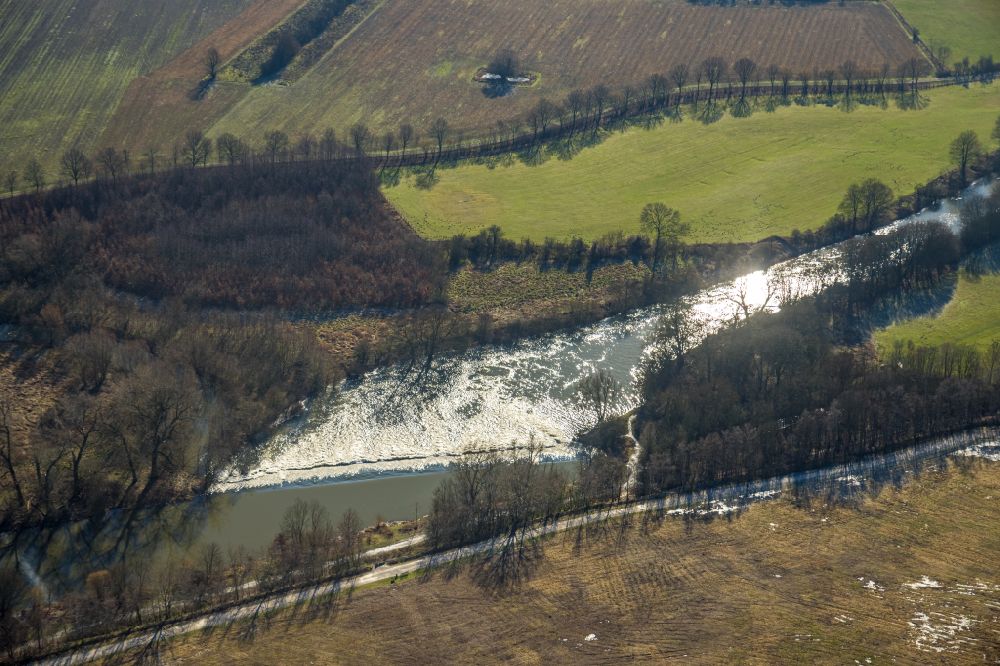 Luftaufnahme Werne - Uferbereiche am Flussverlauf der Lippe in Werne im Bundesland Nordrhein-Westfalen, Deutschland