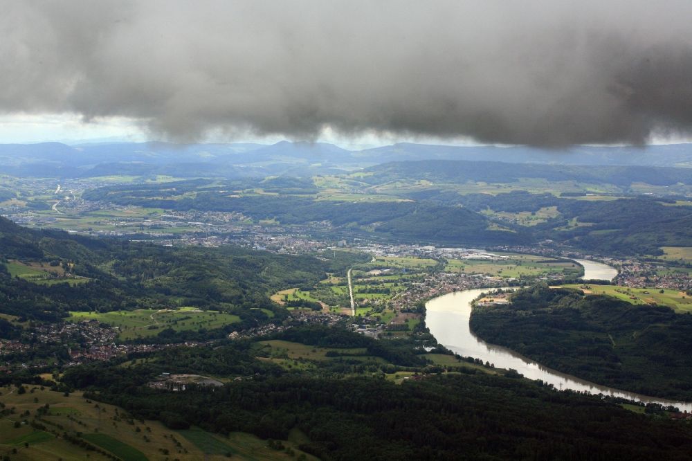 Luftaufnahme Bad Säckingen - Uferbereiche am Hochrhein bei Bad Säckingen im Bundesland Baden-Württemberg