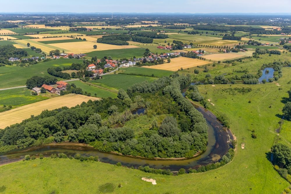 Luftbild Benninghausen - Uferbereiche am der Lippe Flußverlauf in Benninghausen im Bundesland Nordrhein-Westfalen, Deutschland