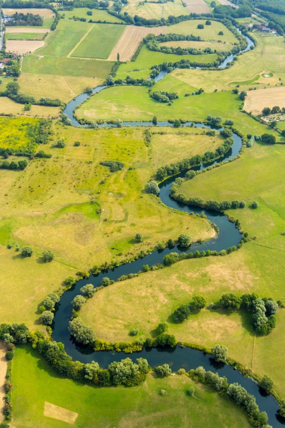 Luftbild Heil - Uferbereiche am Lippe- Flußverlauf in Heil im Bundesland Nordrhein-Westfalen, Deutschland