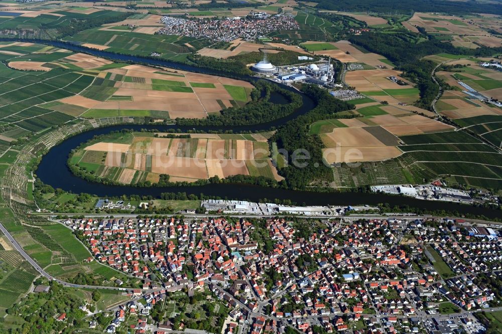 Luftbild Kirchheim am Neckar - Uferbereiche am Neckar - Flußverlauf in Kirchheim am Neckar im Bundesland Baden-Württemberg, Deutschland