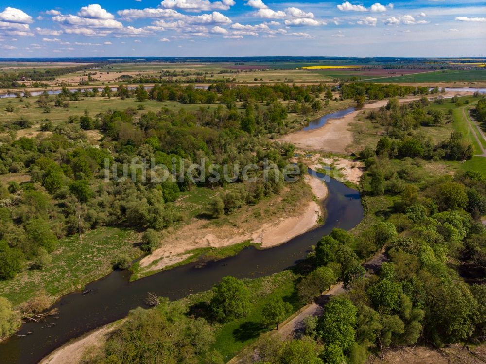 Küstriner Vorland von oben - Uferbereiche am Oder - Flußverlauf in Küstriner Vorland in Lubuskie Lebus, Polen