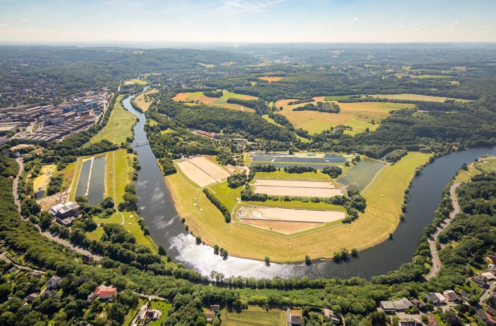 Luftaufnahme Witten - Uferbereiche am Ruhr Flußverlauf im Ortsteil Heven in Witten im Bundesland Nordrhein-Westfalen, Deutschland
