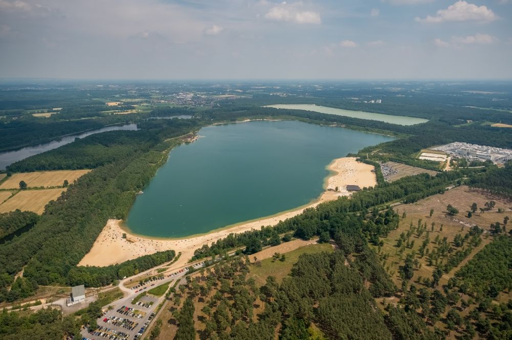 Luftbild Haltern am See - Uferbereiche am Sandstrand des Freibades Silbersee im Ortsteil Sythen in Haltern am See im Bundesland Nordrhein-Westfalen, Deutschland