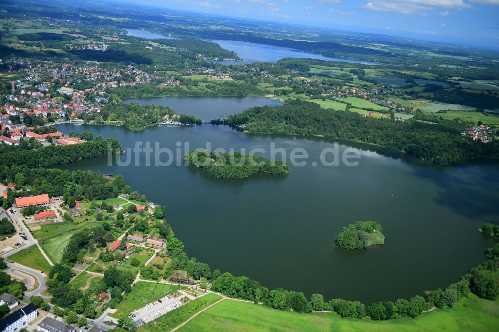 Luftbild Eutin - Uferbereiche des Sees Großer Eutiner See in Eutin im Bundesland Schleswig-Holstein, Deutschland