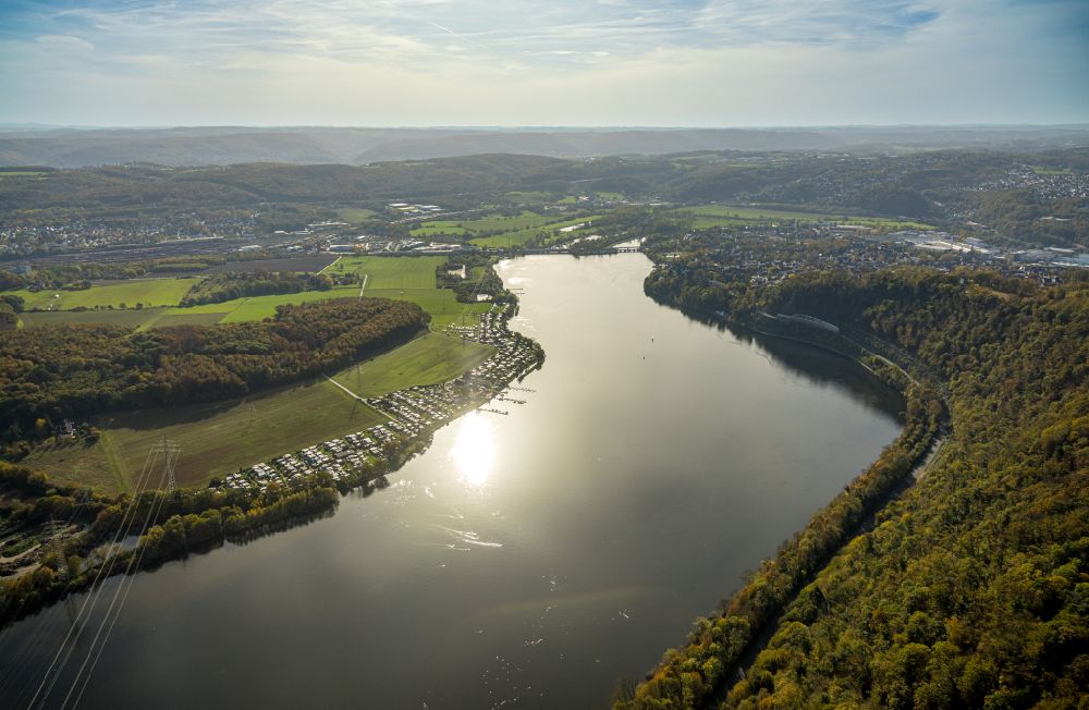 Luftaufnahme Hagen - Uferbereiche des Sees Harkortsee in Hagen im Bundesland Nordrhein-Westfalen, Deutschland