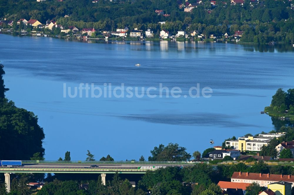 Luftbild Rüdersdorf - Uferbereiche des Sees Kalksee in Rüdersdorf im Bundesland Brandenburg, Deutschland