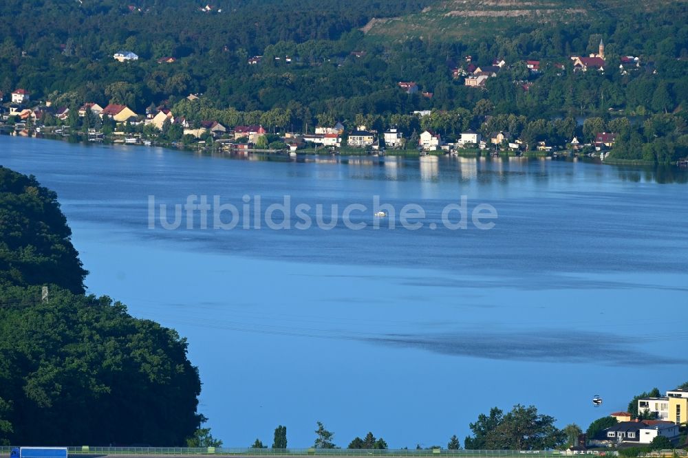 Luftaufnahme Rüdersdorf - Uferbereiche des Sees Kalksee in Rüdersdorf im Bundesland Brandenburg, Deutschland