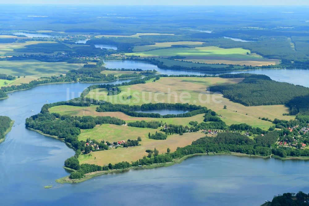 Luftaufnahme Kleinzerlang - Uferbereiche des Sees Kleiner Pälitzsee in Kleinzerlang im Bundesland Brandenburg, Deutschland