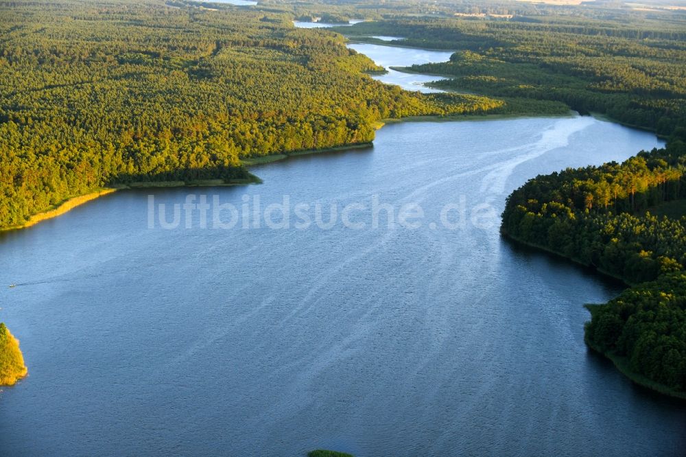 Luftbild Schillersdorf - Uferbereiche des Sees Leppinsee in Schillersdorf im Bundesland Mecklenburg-Vorpommern, Deutschland