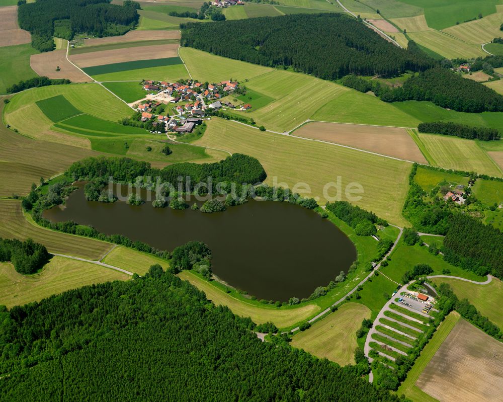 Luftaufnahme Mühlberg - Uferbereiche des Sees in Mühlberg im Bundesland Baden-Württemberg, Deutschland