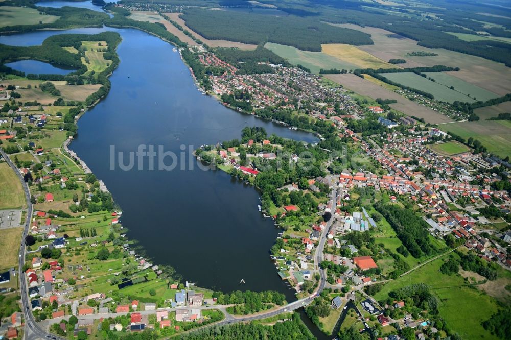 Luftbild Mirow - Uferbereiche des Sees Mirower See in Mirow im Bundesland Mecklenburg-Vorpommern, Deutschland