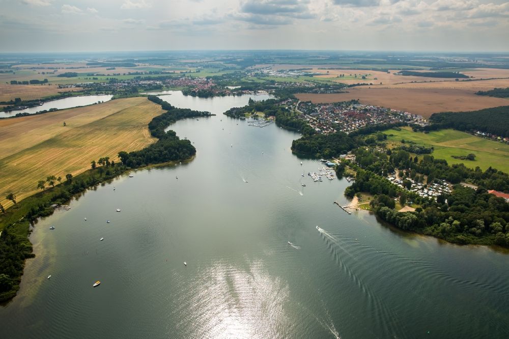 Luftbild Röbel/Müritz - Uferbereiche des Sees Müritz in Röbel/Müritz im Bundesland Mecklenburg-Vorpommern