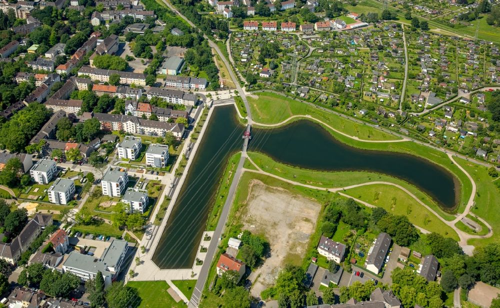 Luftaufnahme Essen - Uferbereiche des Sees Niederfeldsee in Essen im Bundesland Nordrhein-Westfalen