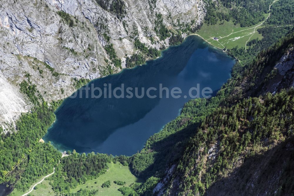 Luftbild Schönau am Königssee - Uferbereiche des Sees Obersee am Königsee mit dem Röthbachwasserfall in Schönau am Königssee im Bundesland Bayern, Deutschland