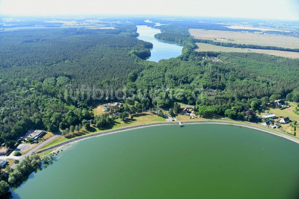 Stolpe aus der Vogelperspektive: Uferbereiche des Sees Obersee in Stolpe im Bundesland Brandenburg, Deutschland