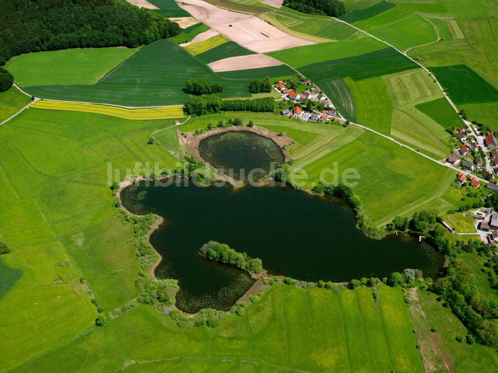 Luftbild Otterswang - Uferbereiche des Sees in Otterswang im Bundesland Baden-Württemberg, Deutschland