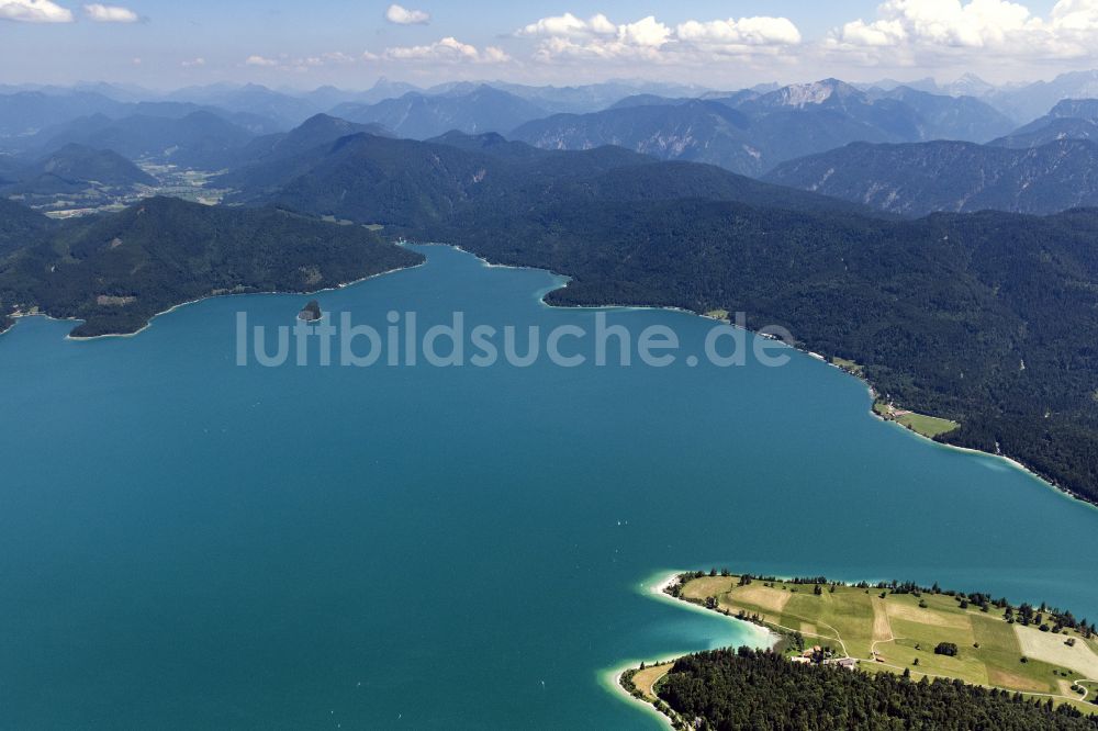 Luftbild Kochel am See - Uferbereiche des Sees Walchensee in Kochel am See im Bundesland Bayern, Deutschland