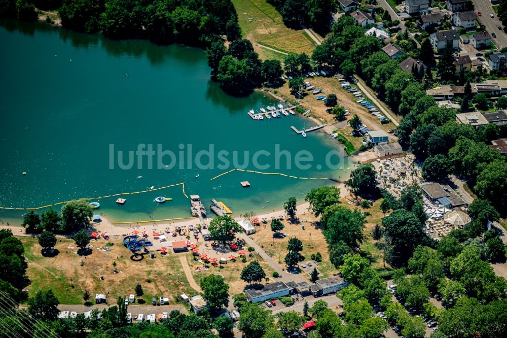 Luftbild Offenburg - Uferbereiche am Strand des Freibades Gifizsee in Offenburg im Bundesland Baden-Württemberg, Deutschland