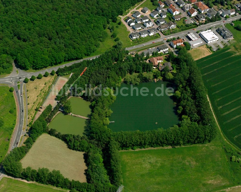 Linter von oben - Uferbereiche der Teichanlagen zur Fischzucht Angel-Sport und Freizeitpark in Linter im Bundesland Hessen, Deutschland