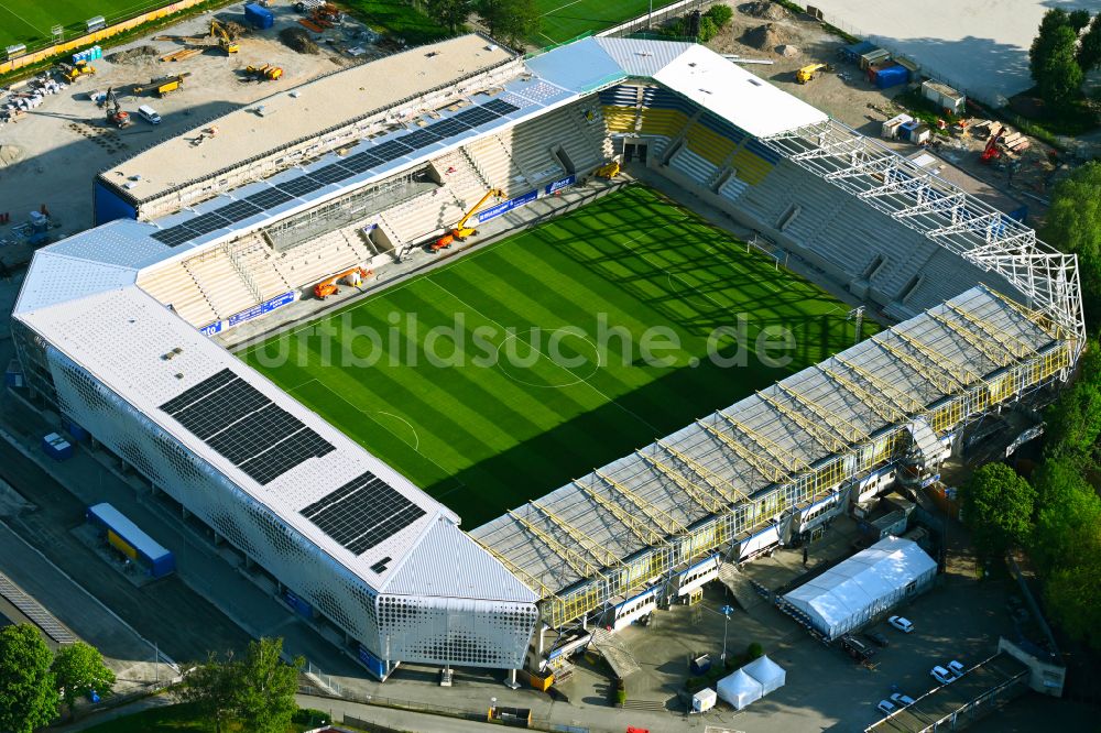 Luftbild Jena - Um- und Ausbau des Sportstätten-Geländes des Stadion Ernst-Abbe-Sportfeld in Jena im Bundesland Thüringen, Deutschland