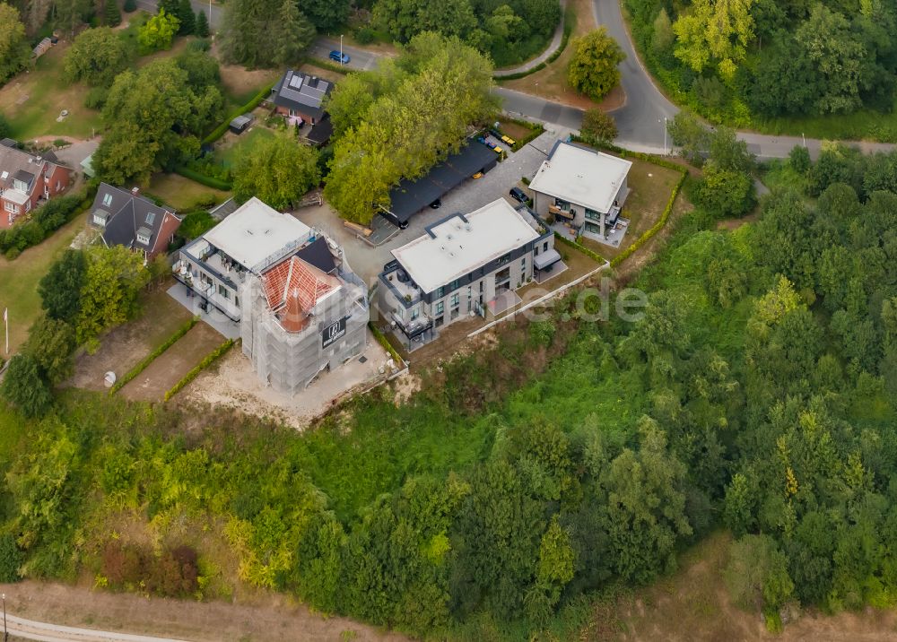 Altenholz von oben - Umbau und Ausbau des Altbau- Gebäude Villa Hoheneck in Altenholz im Bundesland Schleswig-Holstein, Deutschland